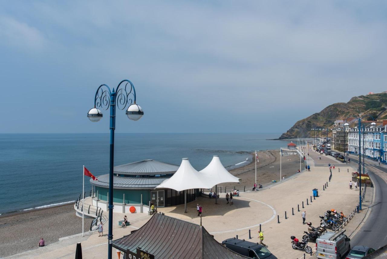 Starling View Boutique Stunning Seafront View Apartment Aberystwyth Exterior foto